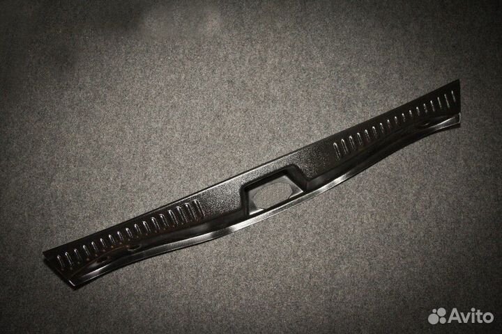 Накладка в проём багажника Рено Сандеро Степвей2