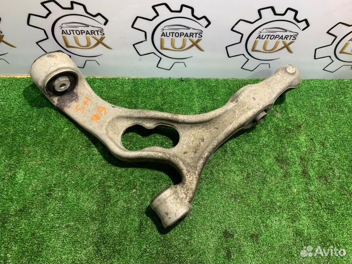 Рычаг подвески нижний передний левый Volkswagen