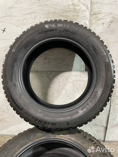 Michelin X-Ice North 4 205/60 R16