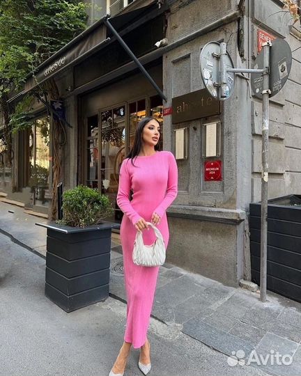 Трикотажное платье