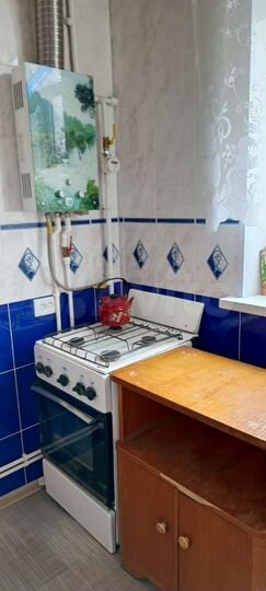 2-к. квартира, 56 м², 1/2 эт.