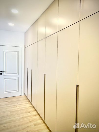 Изготовление гардеробных на заказ