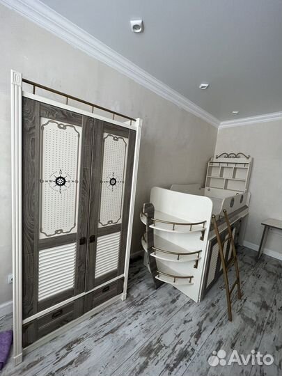 Мебель в детскую комнату