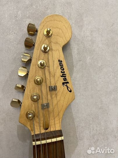 Электрогитара Ashtone
