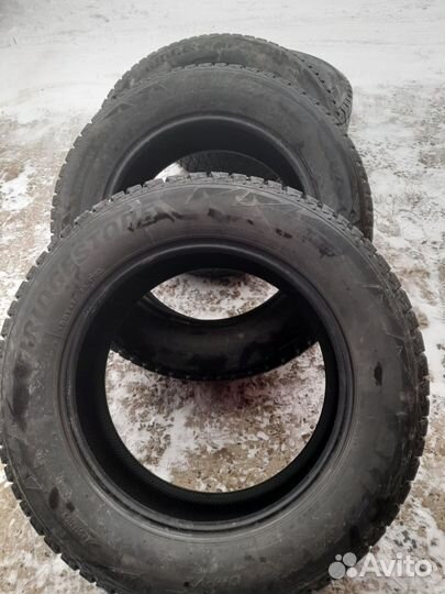 Bridgestone Blizzak DM-V2 225/65 R17