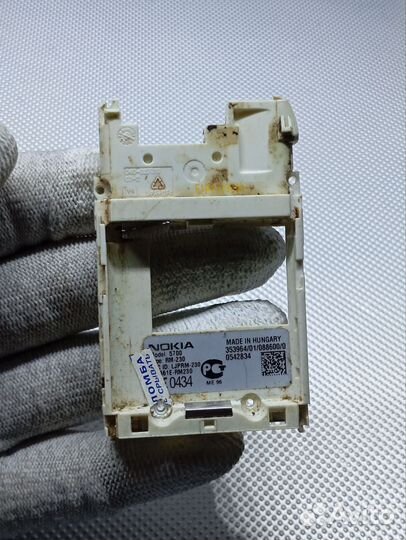 Nokia 5700 xpressmusic. Средняя часть корпуса