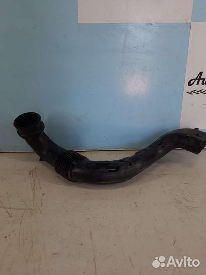 Патрубок воздушного фильтра Renault