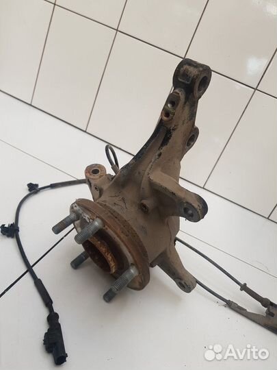 Кулак поворотный передний правый (Geely Atlas)