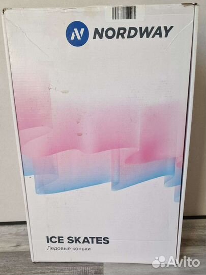 Коньки ледовые женские
