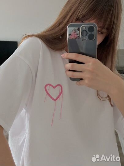 Футболка женская белая с принтом оверсайз