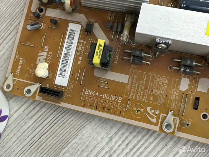Блок питания BN44-00197B