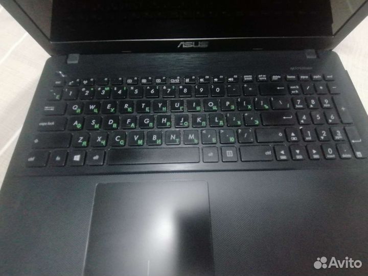 Ноутбук asus