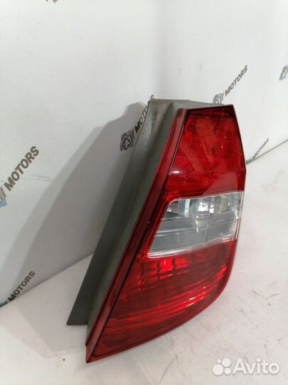 Стоп-сигнал задний правый Honda Fit GE8 L15A 2007