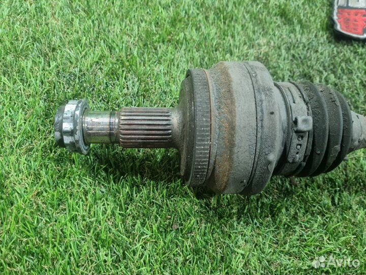 Привод задний левый Mercedes-Benz E-Class W211