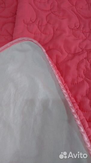 Покрывало и 3 декоративные наволочки