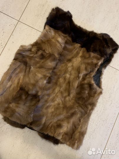 Меховой жилет