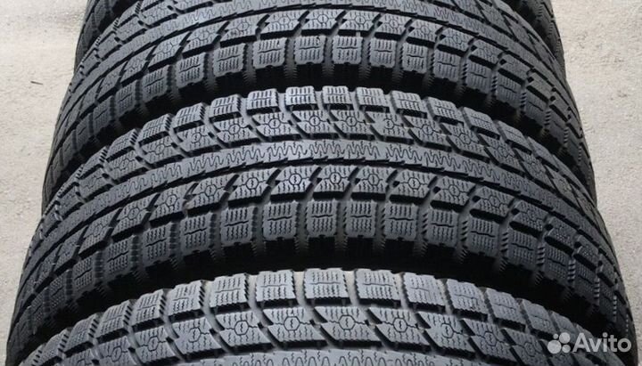 Toyo Observe GSi-5 255/65 R18