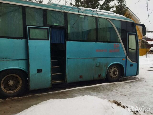Туристический автобус Golden Dragon XML6896E1A, 2004 объявление продам