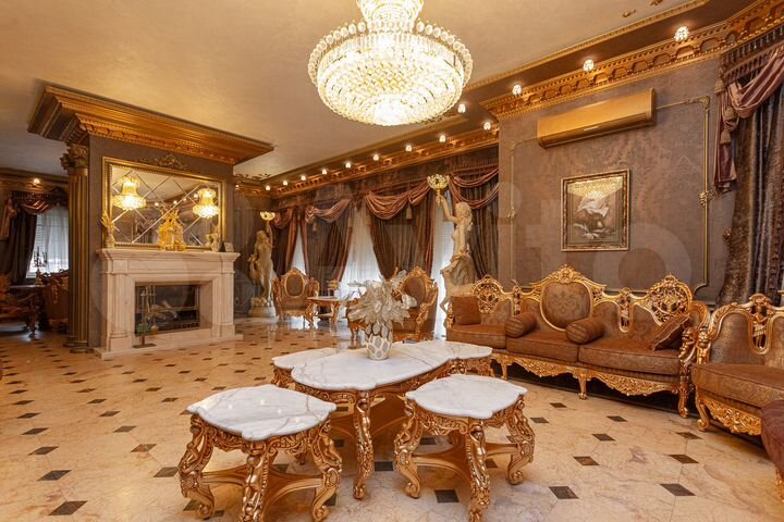 Дом 540 м² на участке 13 сот.