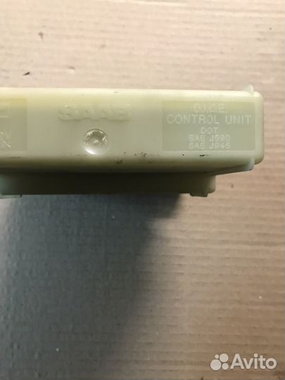 Блок управления центральным замком Saab 9-5