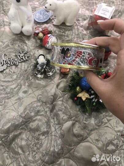 Новогодние игрушки