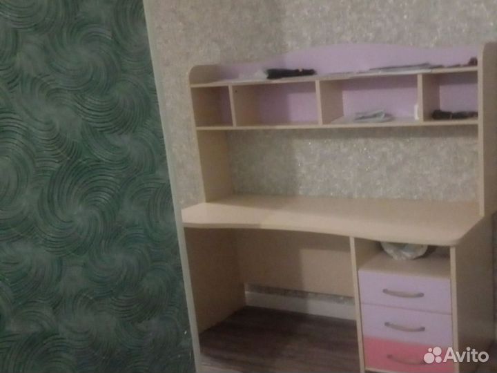 Письменный стол