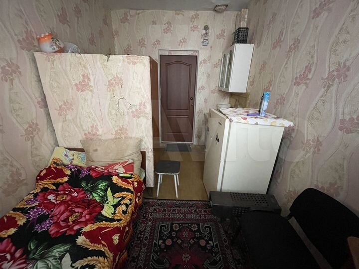 Комната 10 м² в 1-к., 1/2 эт.