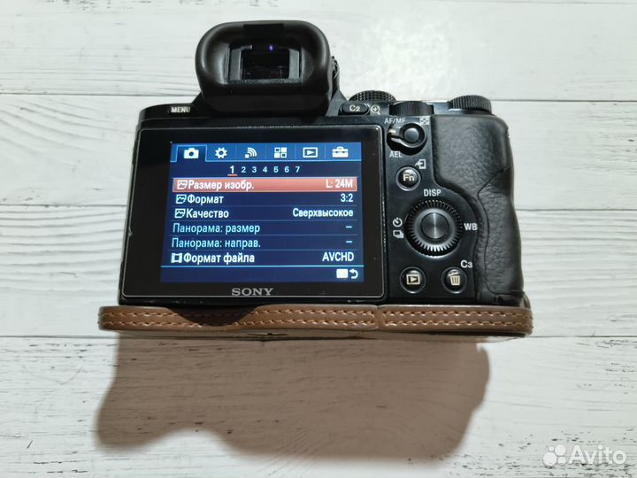 Полнокадровый фотоаппарат Sony a7 Body