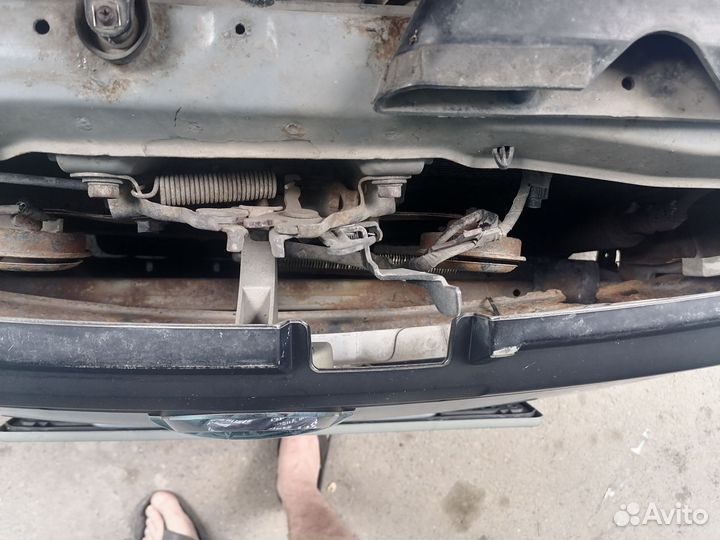 Nissan Serena 2.0 CVT, 2002, 320 000 км