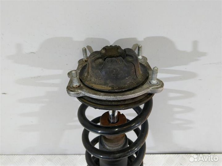 Стойка передняя Audi A7 4G 4G8031J