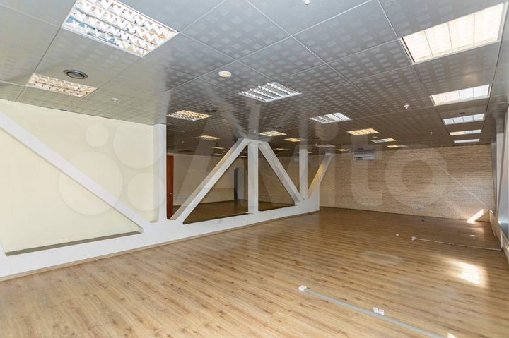 Сдам офисное помещение, 146.8 м²