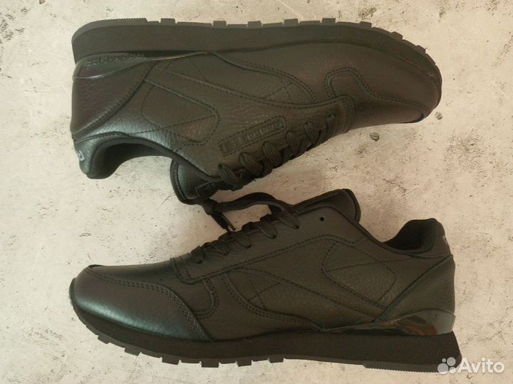 Кроссовки Reebok classic кожаные