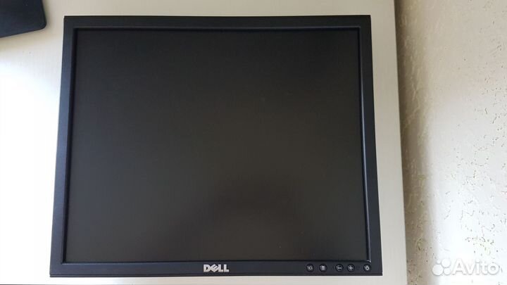 Мониторы Dell 19