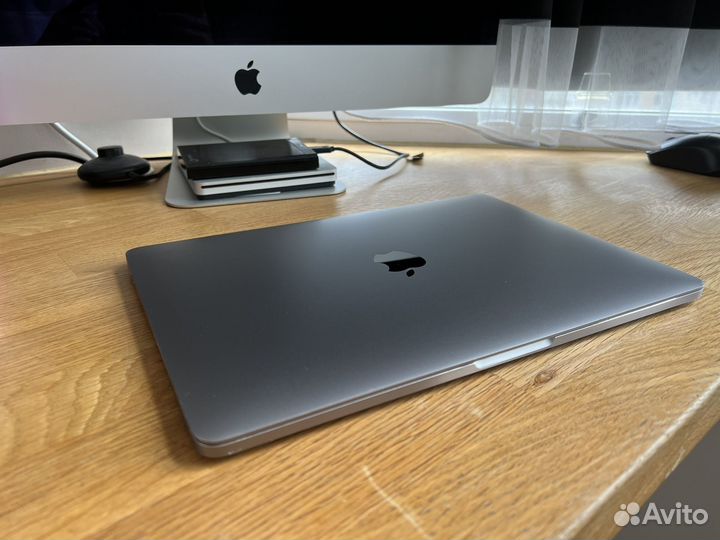 Apple MacBook Pro 13-inch, 2017, Touchbar