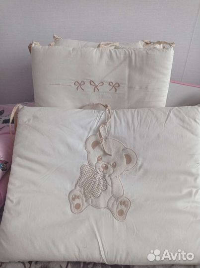 Бортики в кроватку