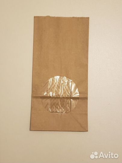 Крафт пакет с прямоугольным и круглым окном