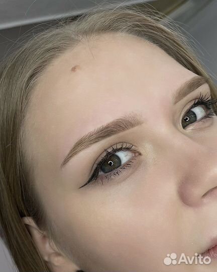 Коррекция и окрашивание бровей