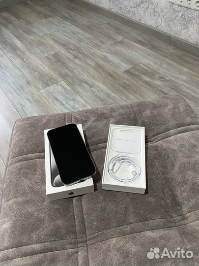 iPhone 15 Pro, 256 ГБ