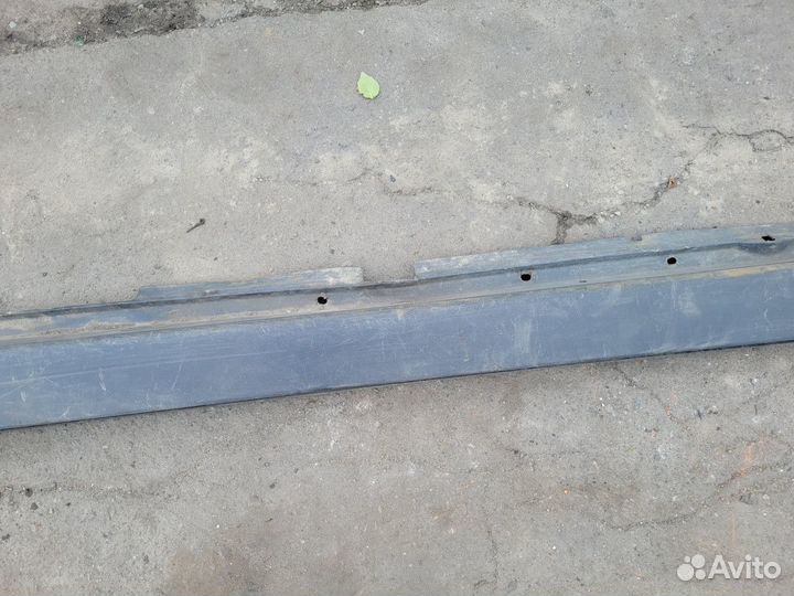 Накладка левого порога на Volvo S80