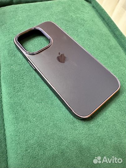Чехол на iPhone 14 pro новый