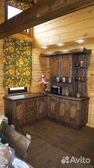 Кухни на заказ из массива