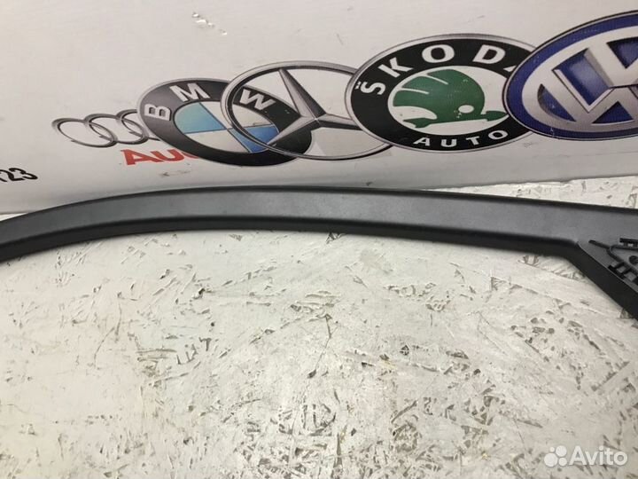 Накладка двери передняя левая Audi A6 С7 cgwb 2011