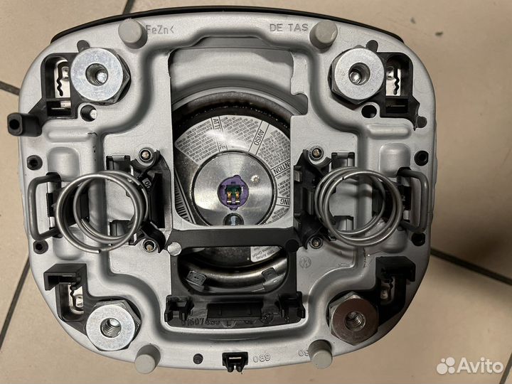 Подушка безопасности Airbag skoda Superb 3T0880201