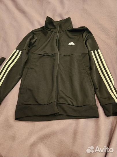 Спортивный костюм adidas для мальчика 152