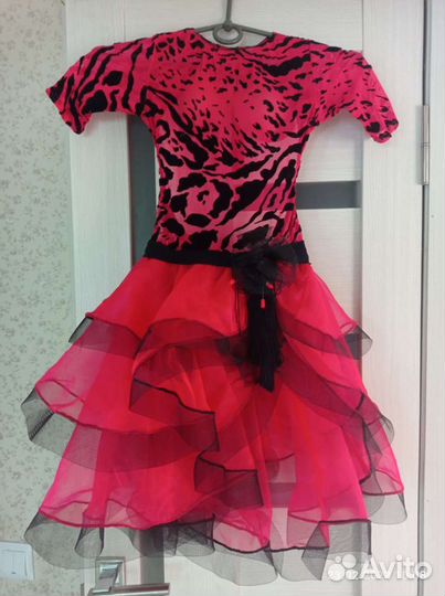 Платье для бальных танцев стандарт и латина