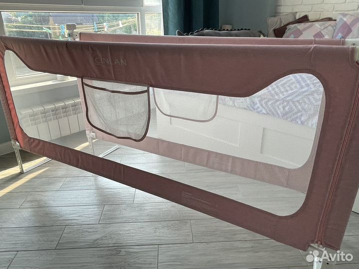 Бортик для кровати