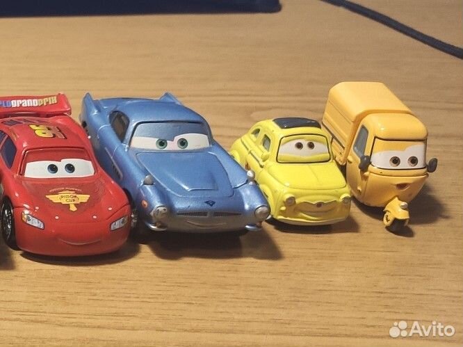 Трехколесник mattel тачки