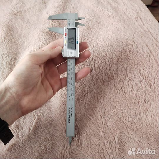 Штангельциркуль электронный