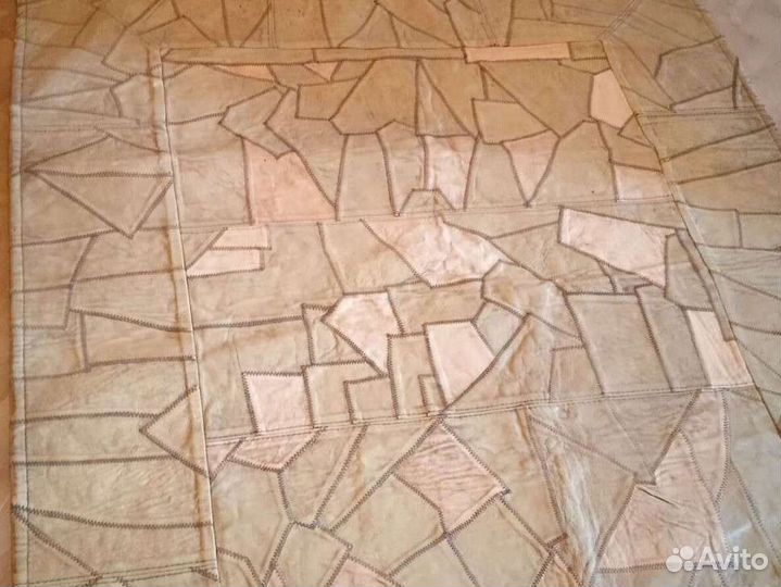 Ковер кожаный