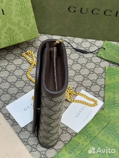 Сумка клатч Gucci Blondie на цепочке